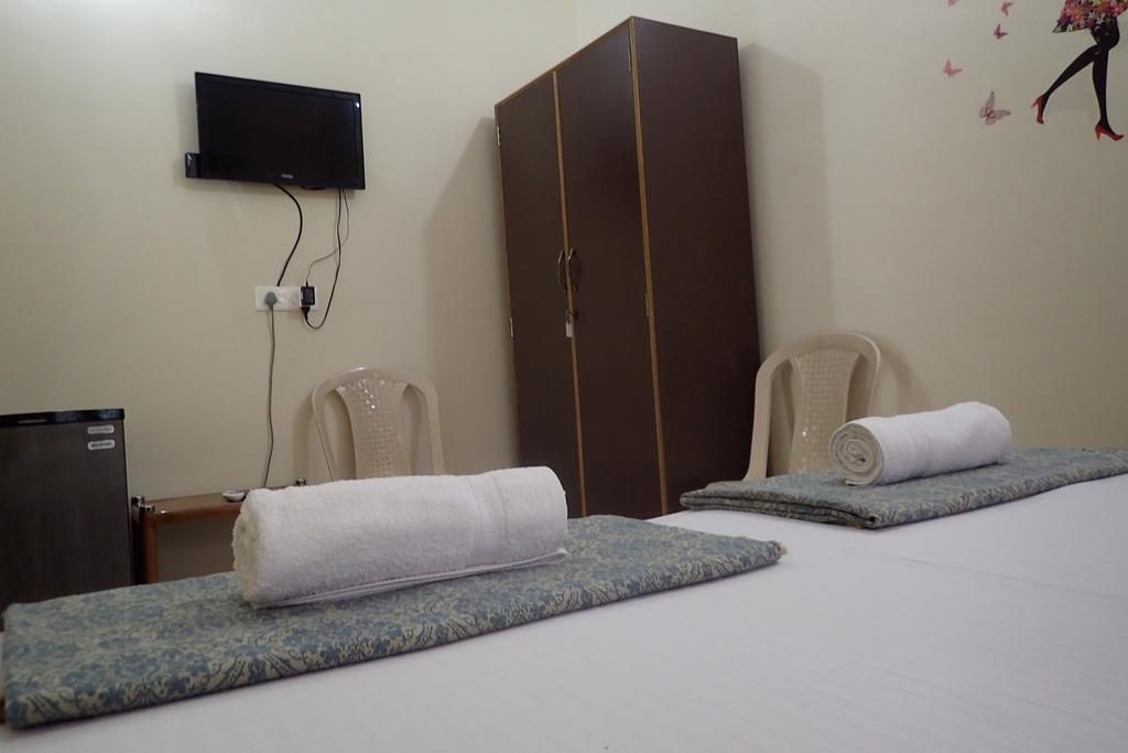 Bella Guest House Калангут Экстерьер фото